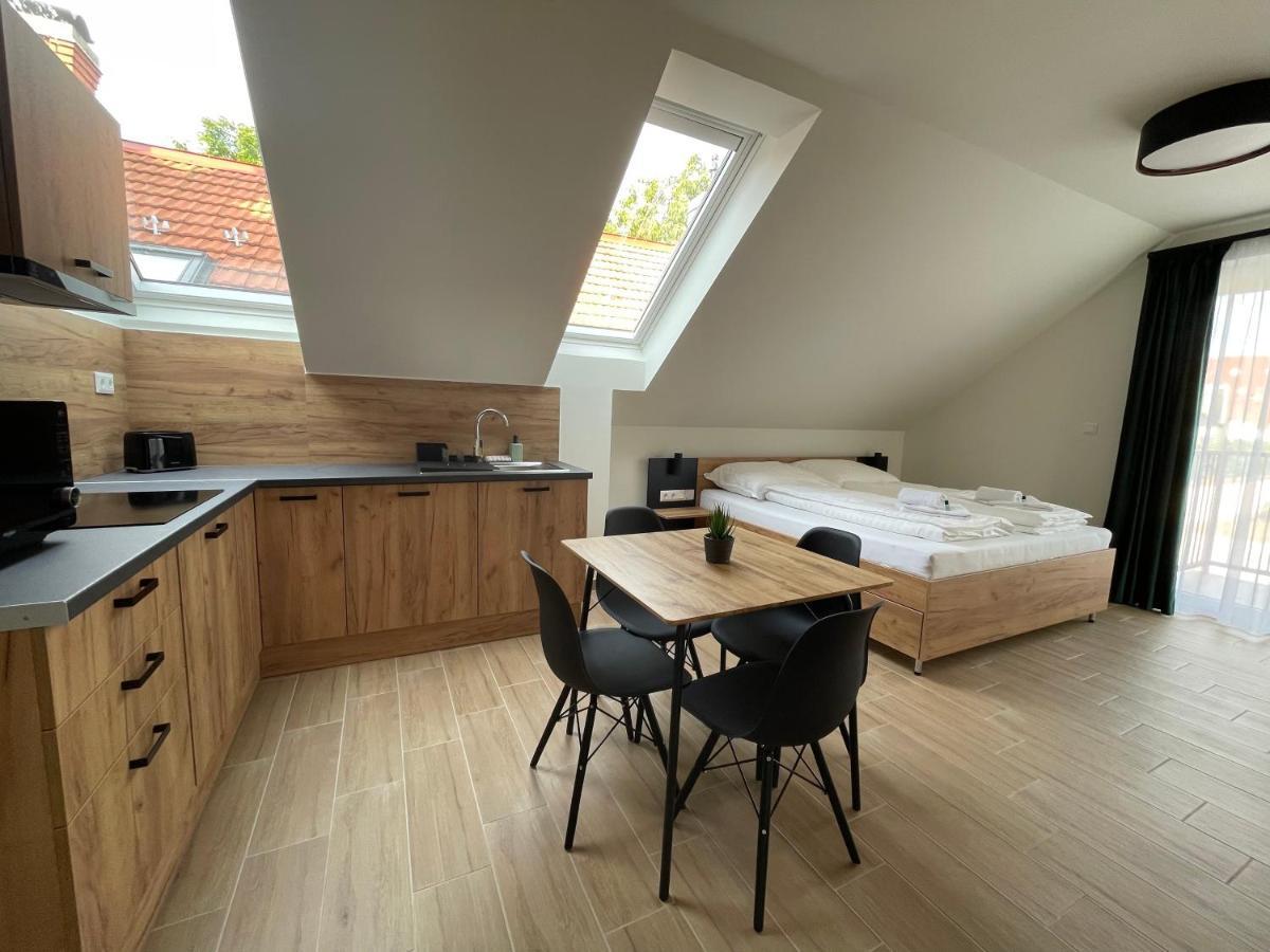 Rezidex Apartmanhaz Сегед Экстерьер фото